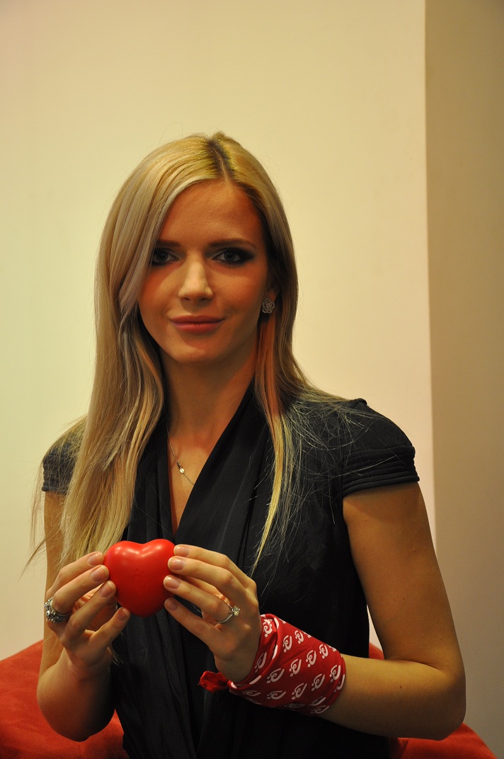 В конкурсе «МУЗАРТЕРИЯ» нет границ - все без исключения занимаются единым делом, и не важно кто ты - простой студент или публичный человек!