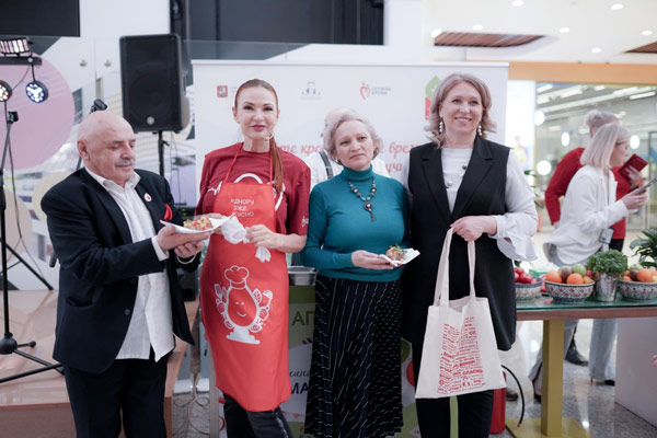 «Донорская почта» Москвы: не только читаем, но и смотрим