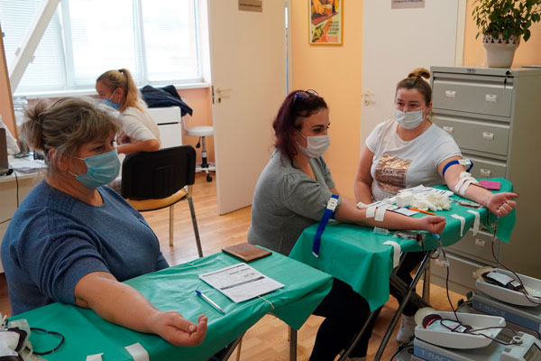 Янтарный комбинат собрал 25 литров донорской крови для Калининградской станции переливания