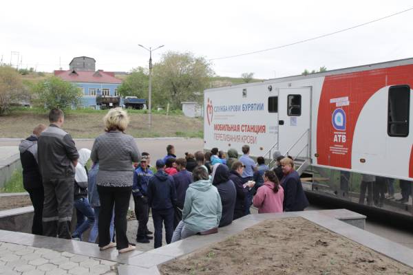 Сотрудники Улан-Удэнского авиазавода поделились кровью