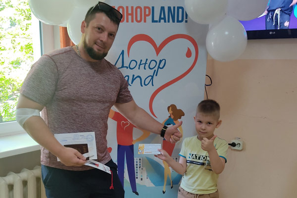 Донорская акция ко Дню семьи, любви и верности прошла в Крыму