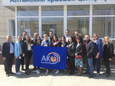 В Алтайском крае специалисты энергокомпании посвятили 76-летию Победы в Великой Отечественной войне донорскую акцию