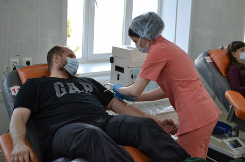 В акции «Оставайся донором» в Иркутской области приняли участие более ста общественников и спортсменов
