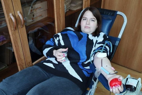 Сотрудники Почты России стали участниками донорской акции «Сдай кровь, не выходя из офиса»