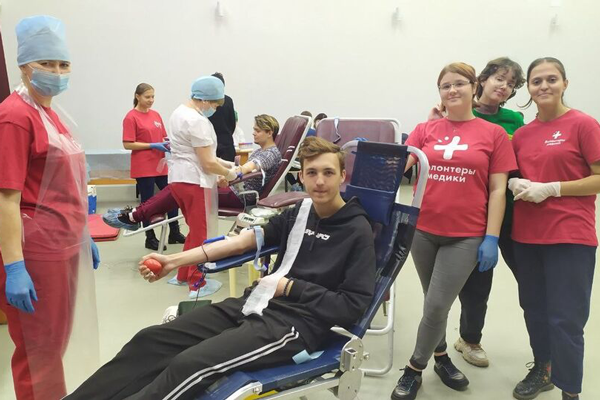 В томских колледжах и техникумах стартовала донорская акция