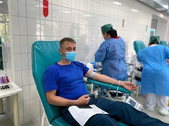 В Томской области спасатели регионального управления МЧС стали донорами крови