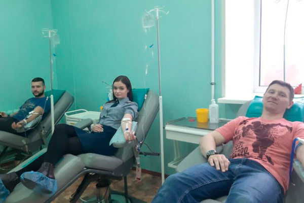 На Ямале активные горожане за два дня заполнили банк крови больницы Лабытнанги