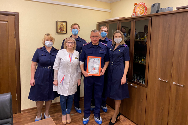 Офицеры Следственного управления России по Смоленской области сдали кровь и плазму для помощи больным короновирусной инфекцией