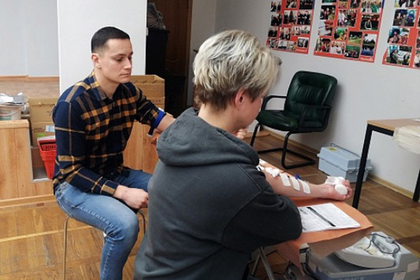 Время помогать: сотрудники «Ростелекома» пополнили банк крови Калининградской областной станции переливания