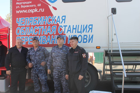 На Южном Урале сотрудники Росгвардии сдали кровь 