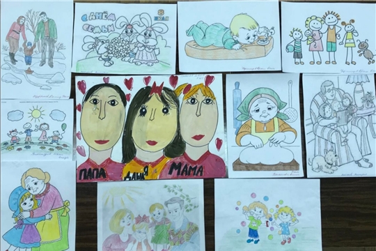 В Чувашии Республиканская станция переливания крови инициировала выставку работ, посвященную семье и семейным ценностям