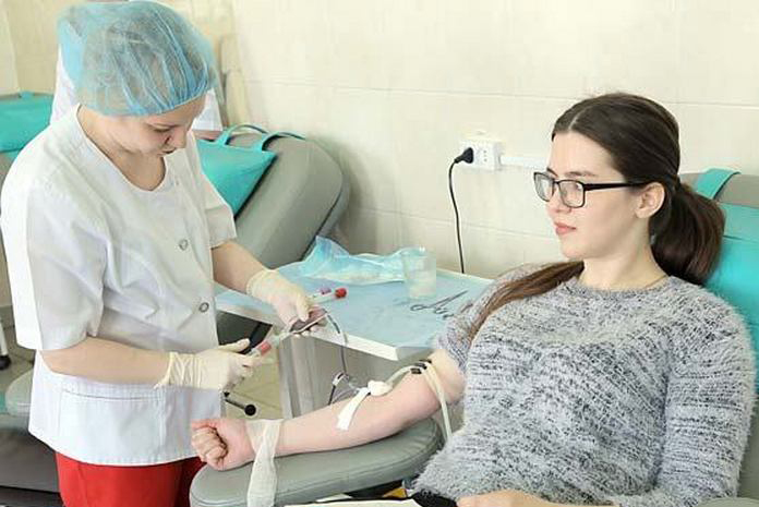 В Кургане выросло число участников акции «С Новым годом, донор!»