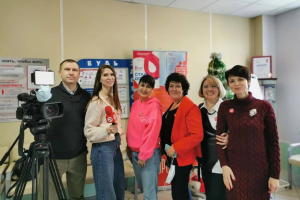 В День российской печати ульяновские журналисты сдали 60 литров крови