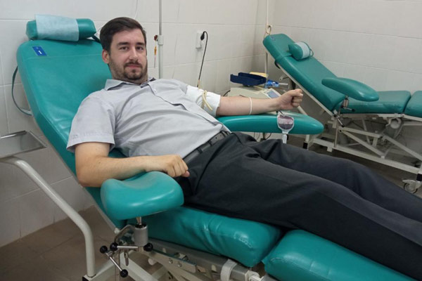 Корпоративная донорская акция сотрудников аэропорта «Ремезов» прошла в Тюменской области