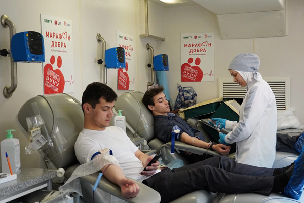 Донорская акция «Сдай кровь – оставь отпечаток в сердце!» завершилась в техническом университете Дагестана