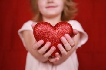 Жителей Владивостока приглашают сдать кровь для детей с онкологией