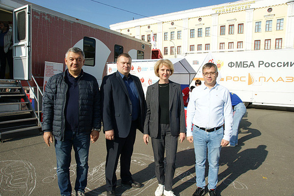 Министр здравоохранения Кировской области вступила в Федеральный регистр доноров костного мозга