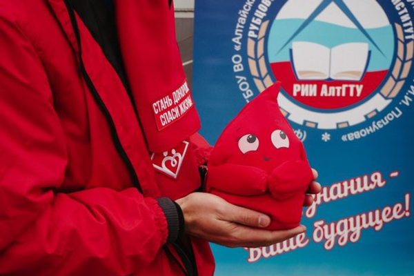 Более тысячи жителей Алтайского края поддержали масштабную донорскую акцию