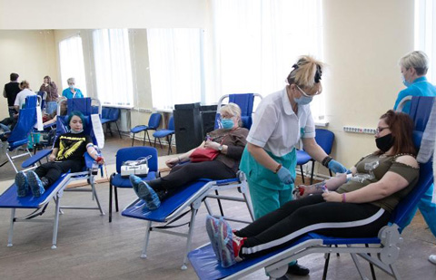 В Калуге доноры сдали 45 литров крови