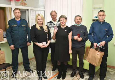 В Хакасии наградили почетных доноров