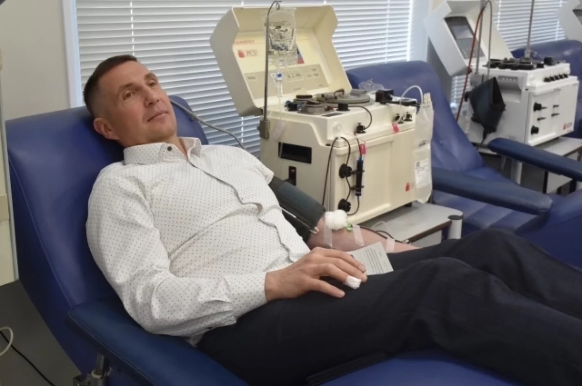 Глава Пензы Олег Денисов в 68-ой раз сдал кровь