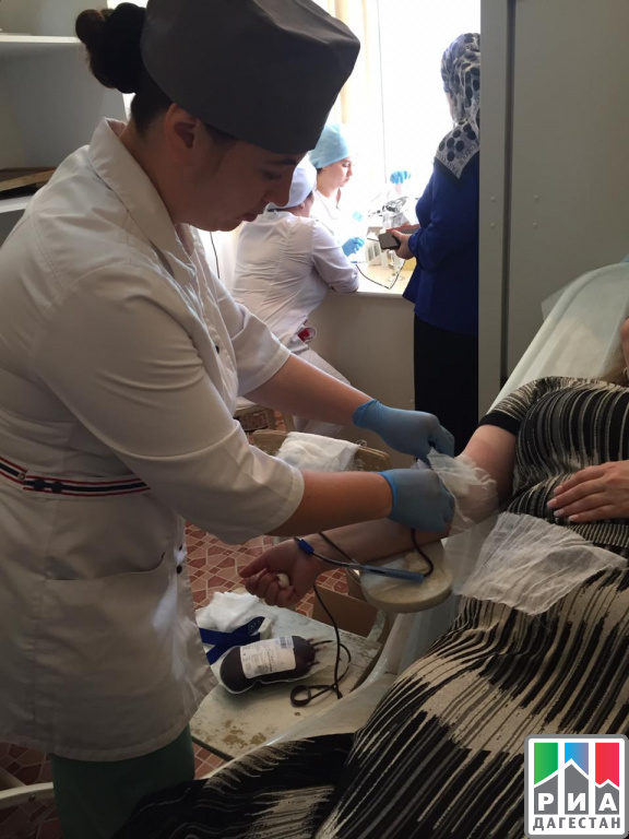 Каспийские медики провели донорскую акцию