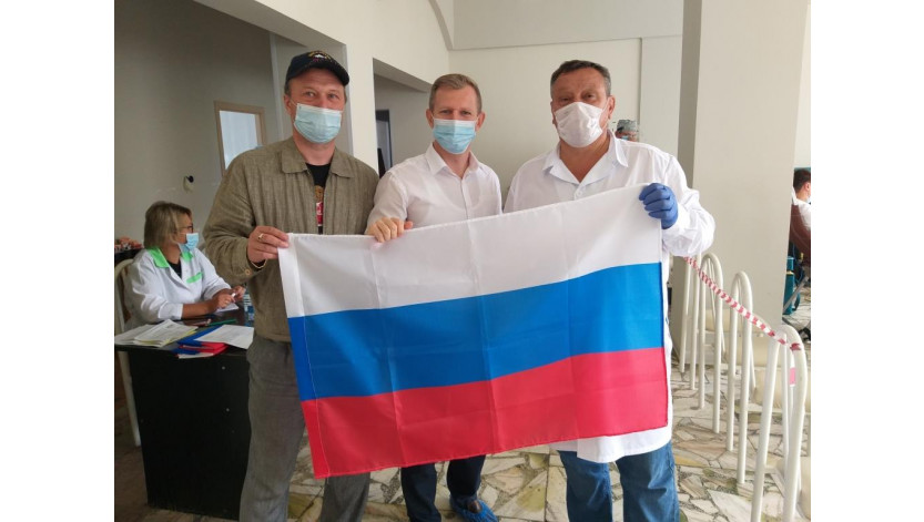 Красноярцы приняли участие в донорской акции, приуроченной ко Дню Государственного флага России