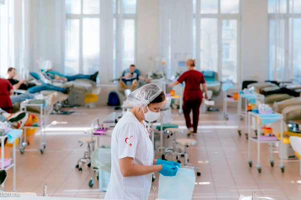 Более 120 сотрудников столичной системы соцзащиты приняли участие в донорской акции