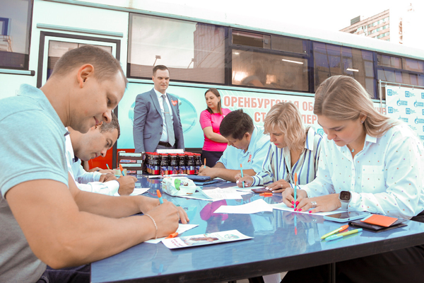 Работники предприятия «Газпром добыча Оренбург» приняли участие в акции «Сдай кровь – спаси жизнь»