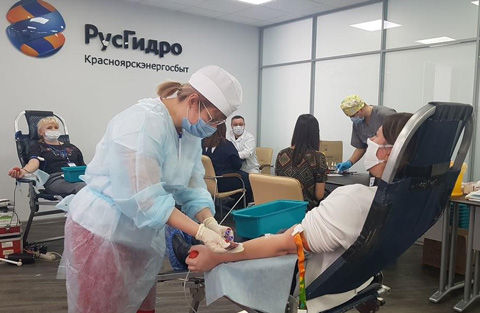 На предприятии «Красноярскэнергосбыт» прошел донорский марафон