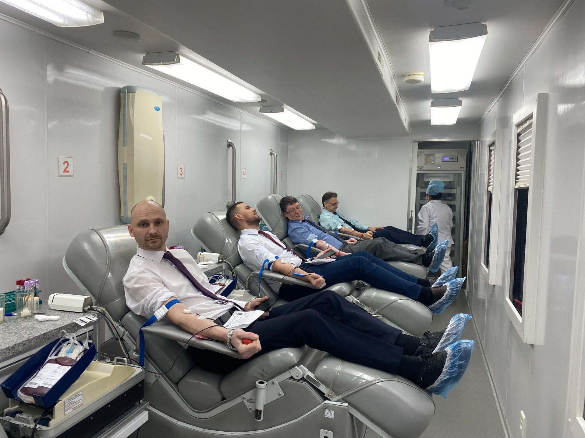 Добровольцы компании «Транснефть – Сибирь» в 2024 году сдали около 100 литров крови