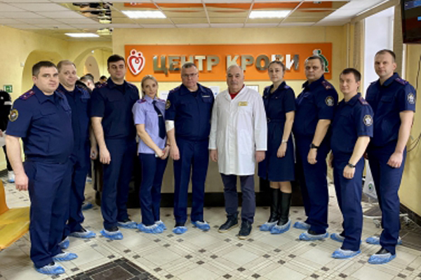 Сотрудники смоленского следственного комитета в очередной раз сдали кровь