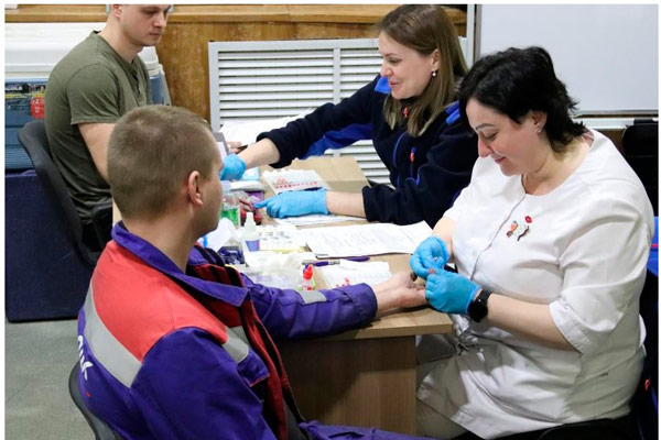 Московский завод «Салют» принял участие в донорской акции Центра крови ФМБА России