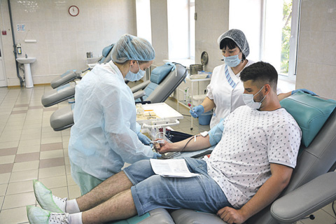 С ближним кровное родство