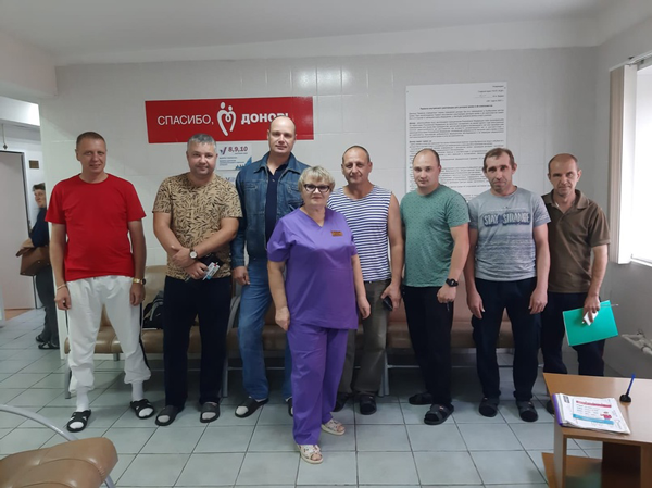 Угольщики Кузбасса сдали кровь в честь Дня шахтера