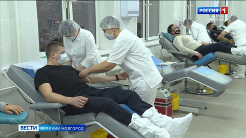 Сотрудники Госавтоинспекции Великого Новгорода стали донорами крови