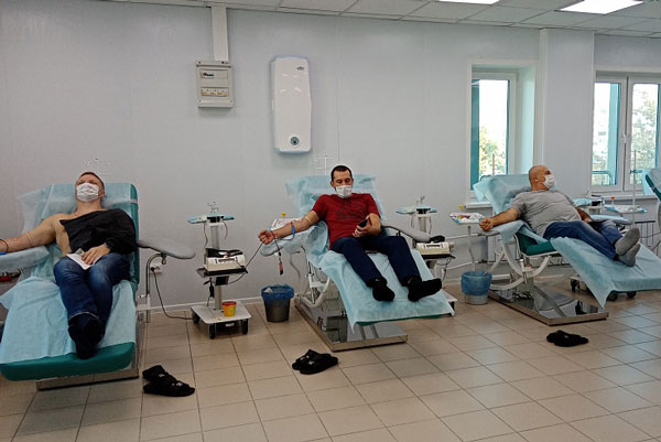 В Саратове за три часа собрали 100 литров крови