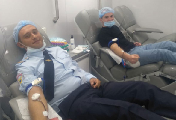 Полицейские Черекского района Кабардино-Балкарской Республики приняли участие в акции «Я – донор!»