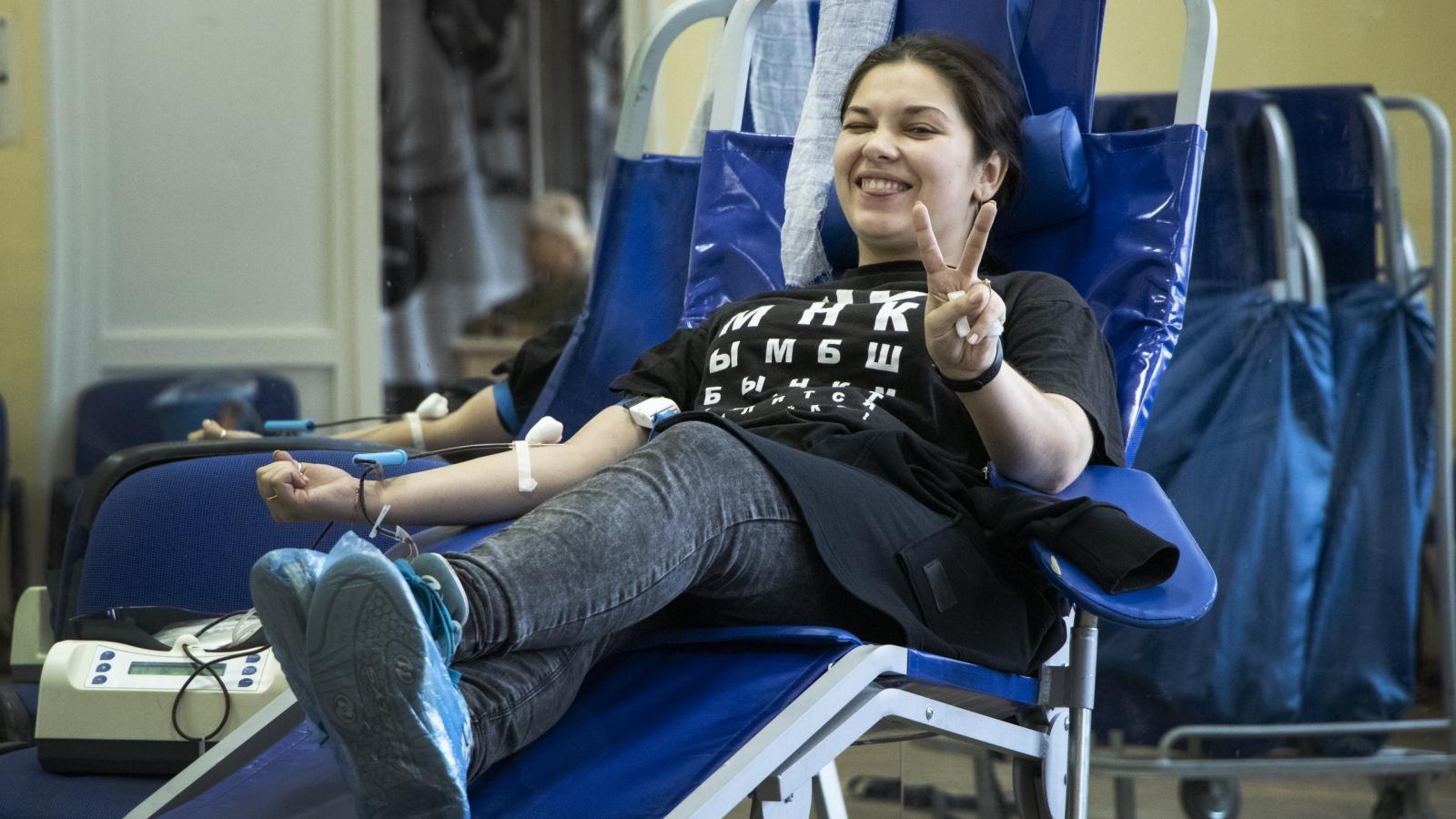 В Калуге прошла молодежная благотворительная акция «Поделись жизнью»