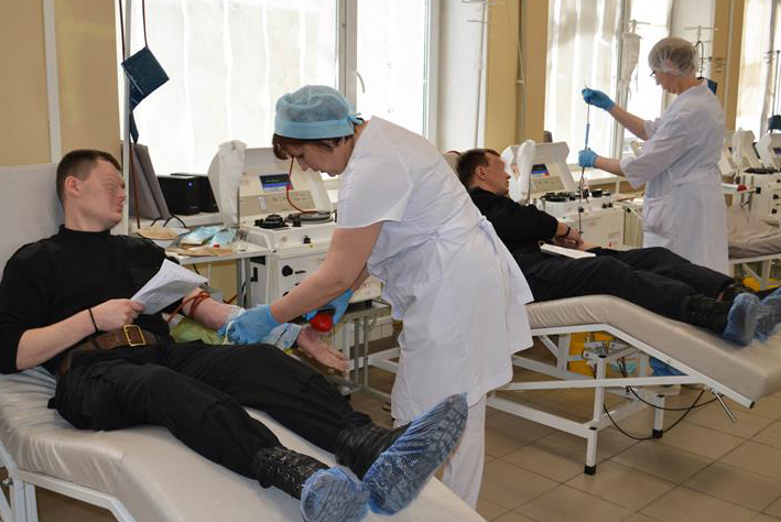 Крымские Росгвардейцы безвозмездно сдали донорскую кровь