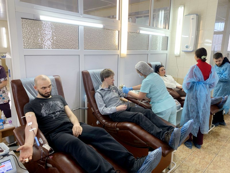 141 крымчанин поддержал донорскую акцию ко Всемирному дню борьбы с раковыми заболеваниями