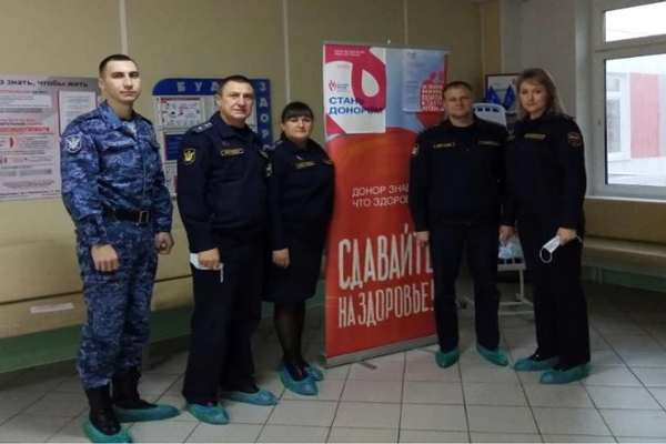 Ульяновские судебные приставы отметили профессиональный праздник донорской акцией