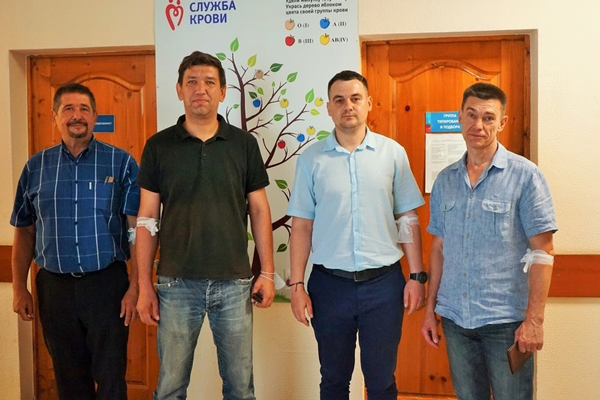 Сотрудники безопасности в Орле сдали кровь