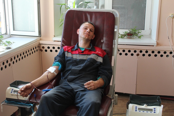 На Ростовском электровозоремонтном заводе прошел День донора