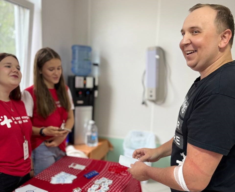 Донорская акция в День благотворительности объединила 100 ульяновцев