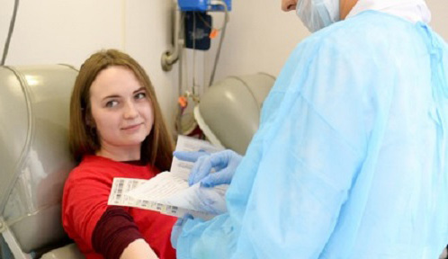 Доброе дело ко Дню добровольца: волонтерам-медикам удалось собрать 2 тонны донорской крови