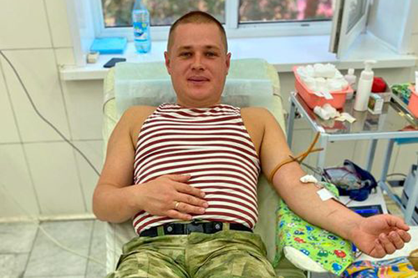 Росгвардейцы сдали кровь для медучреждений Хакасии 
