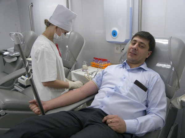 Сотрудники администрации Тамбовской области приняли участие в донорской акции