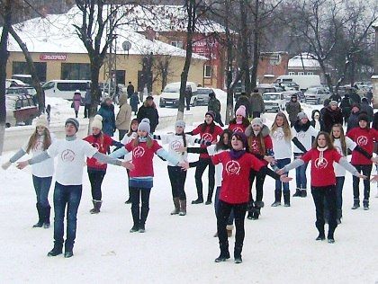 Флешмоб в поддержку донорства состоялся Яранске (Кировская область)