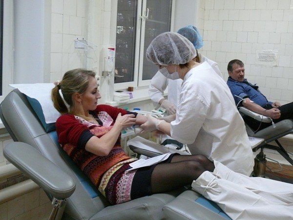 Сотрудники УФСИН России по Новгородской области приняли участие в акции по сдаче крови